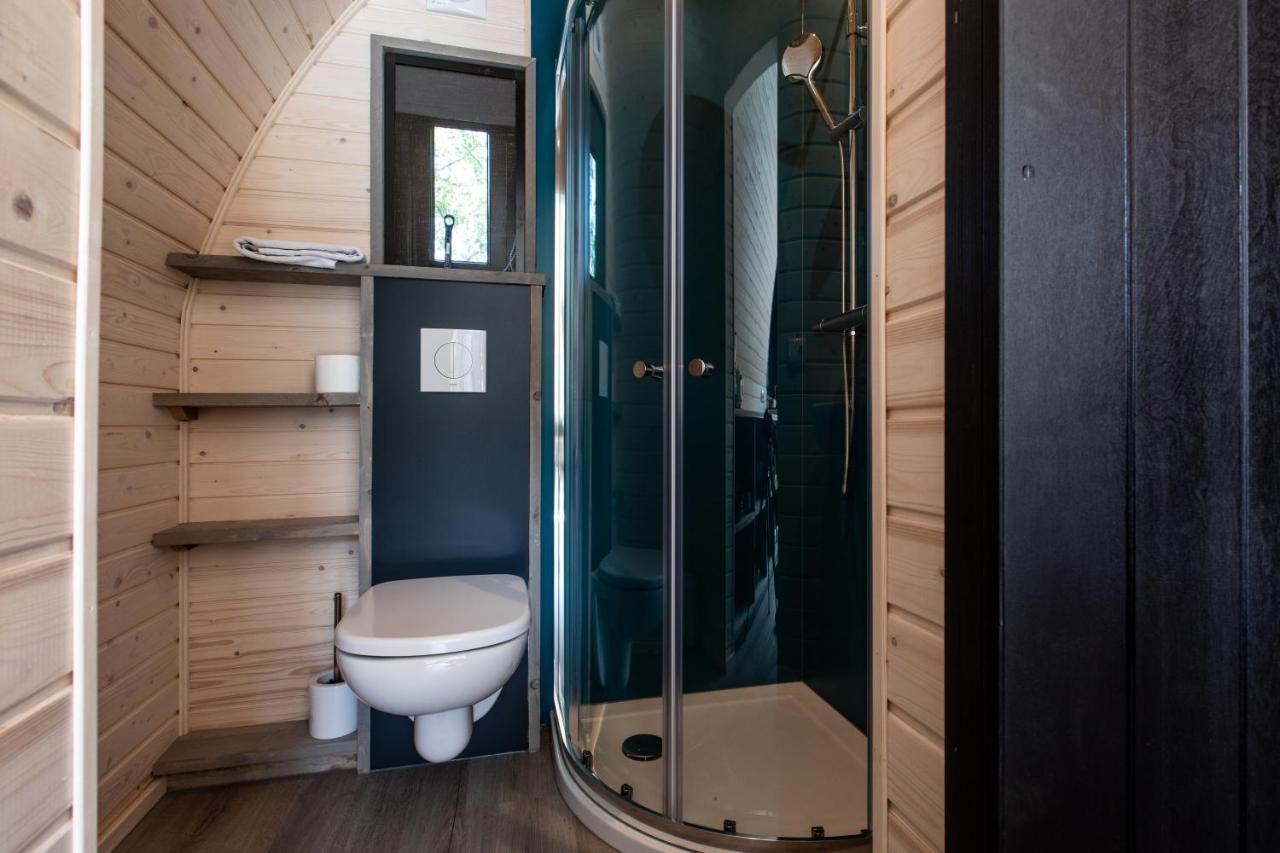 Pod Huisje Met Hottub 도쿰 외부 사진