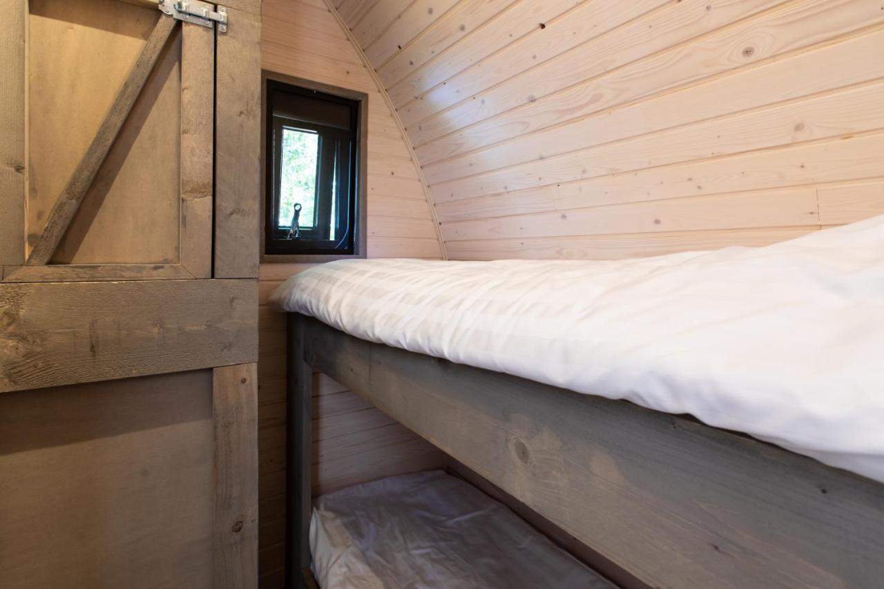 Pod Huisje Met Hottub 도쿰 외부 사진