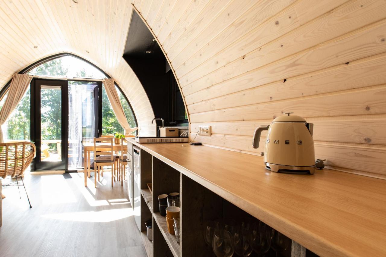 Pod Huisje Met Hottub 도쿰 외부 사진